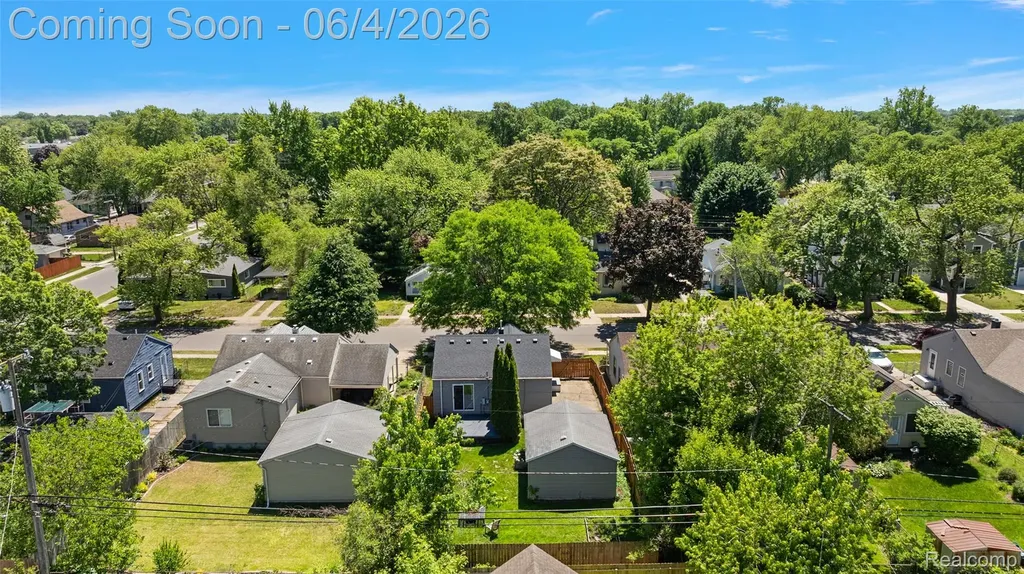 1831 Moorhouse Street Ferndale City MI 48220
