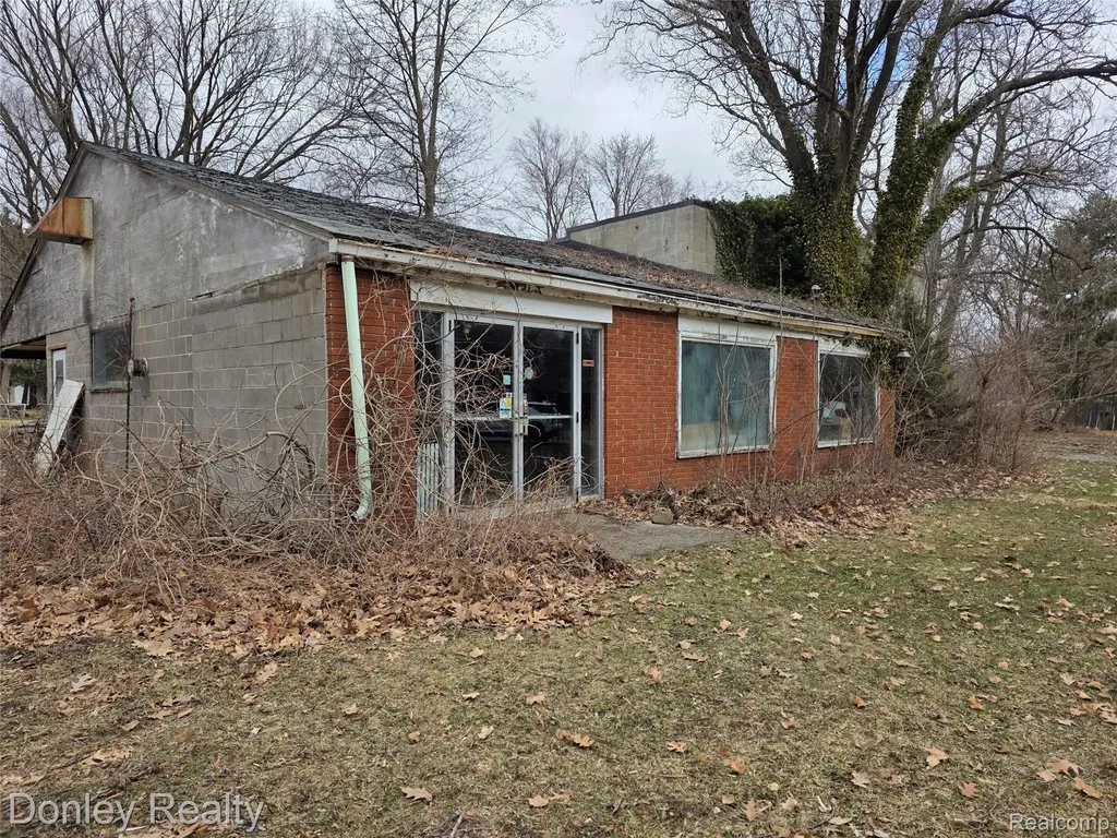 6174 Marlette Street Marlette City MI 48453