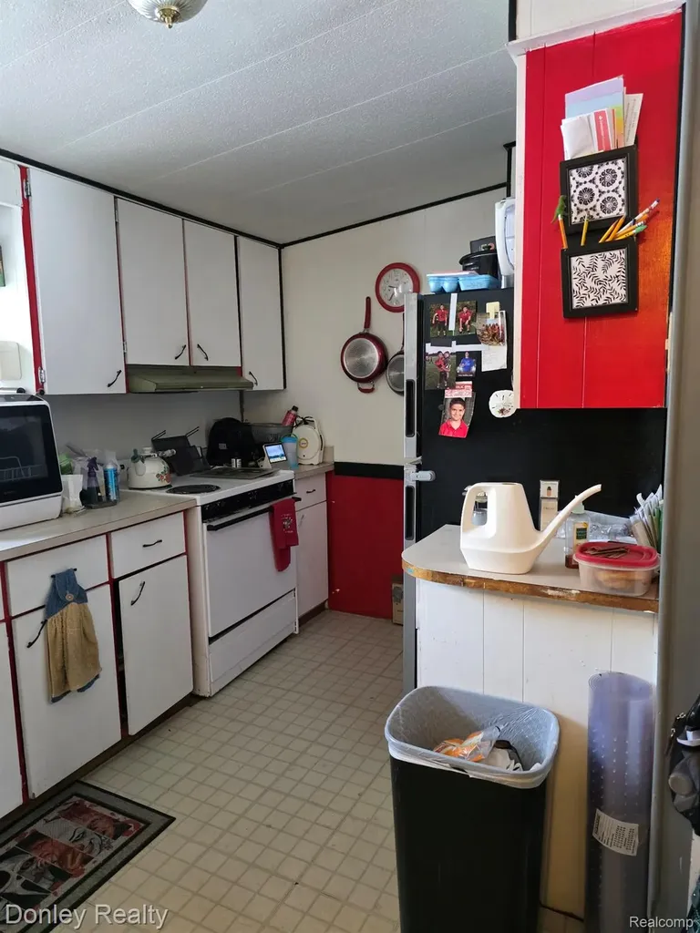 6174 Marlette Street Marlette City MI 48453