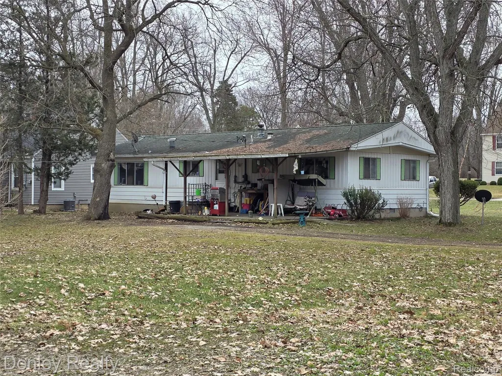 6174 Marlette Street Marlette City MI 48453