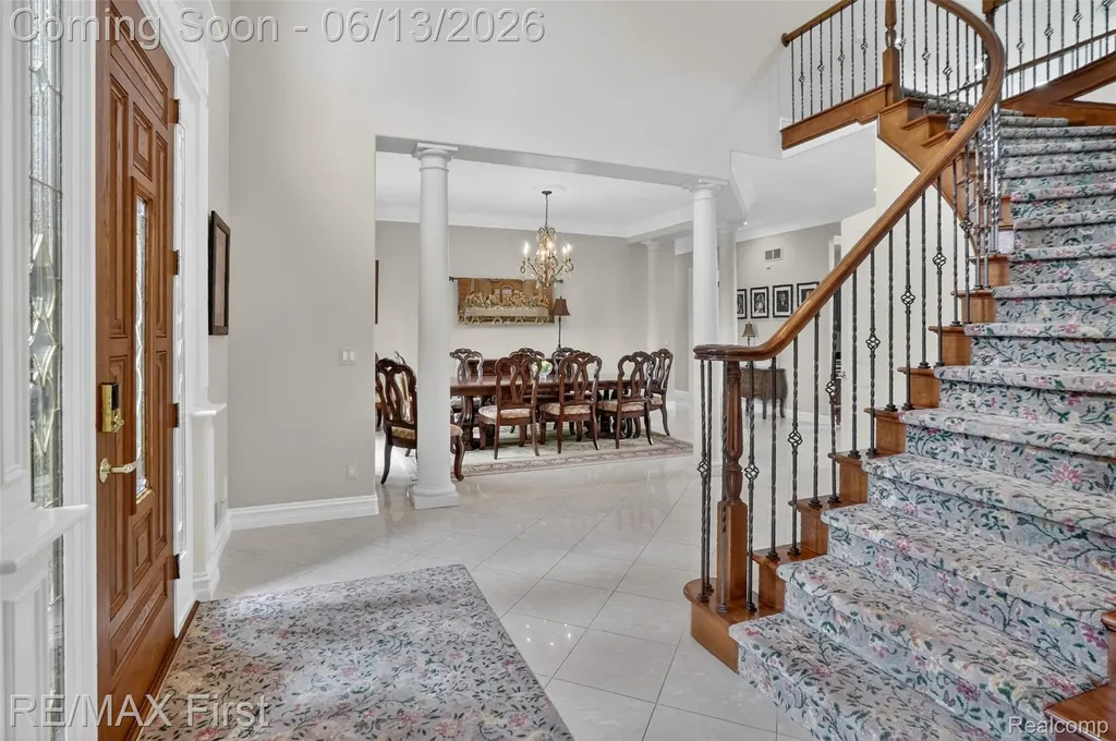 13800 Berryknoll Drive Shelby Charter Township MI 48315