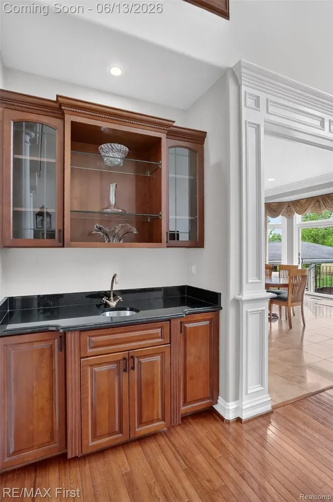 13800 Berryknoll Drive Shelby Charter Township MI 48315