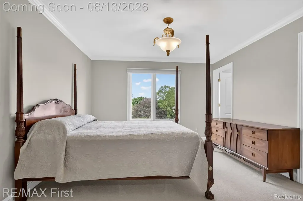 13800 Berryknoll Drive Shelby Charter Township MI 48315
