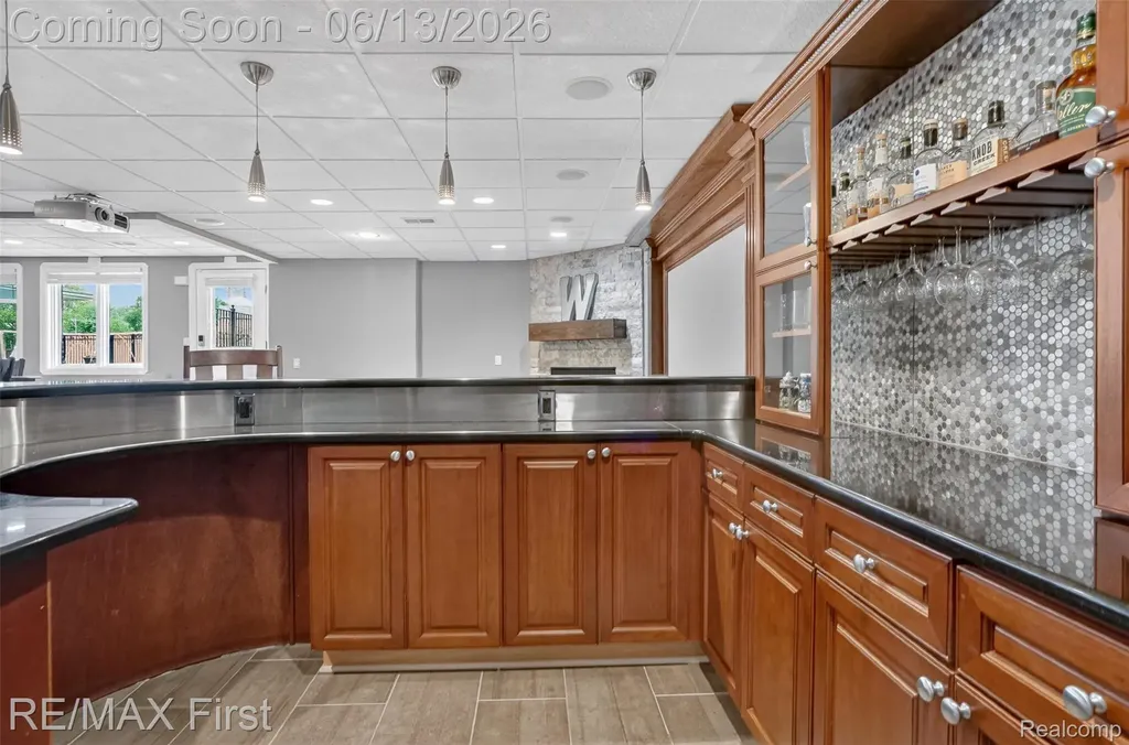 13800 Berryknoll Drive Shelby Charter Township MI 48315