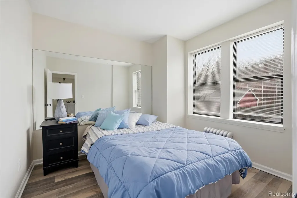 7740 Third Avenue Detroit City MI 48202