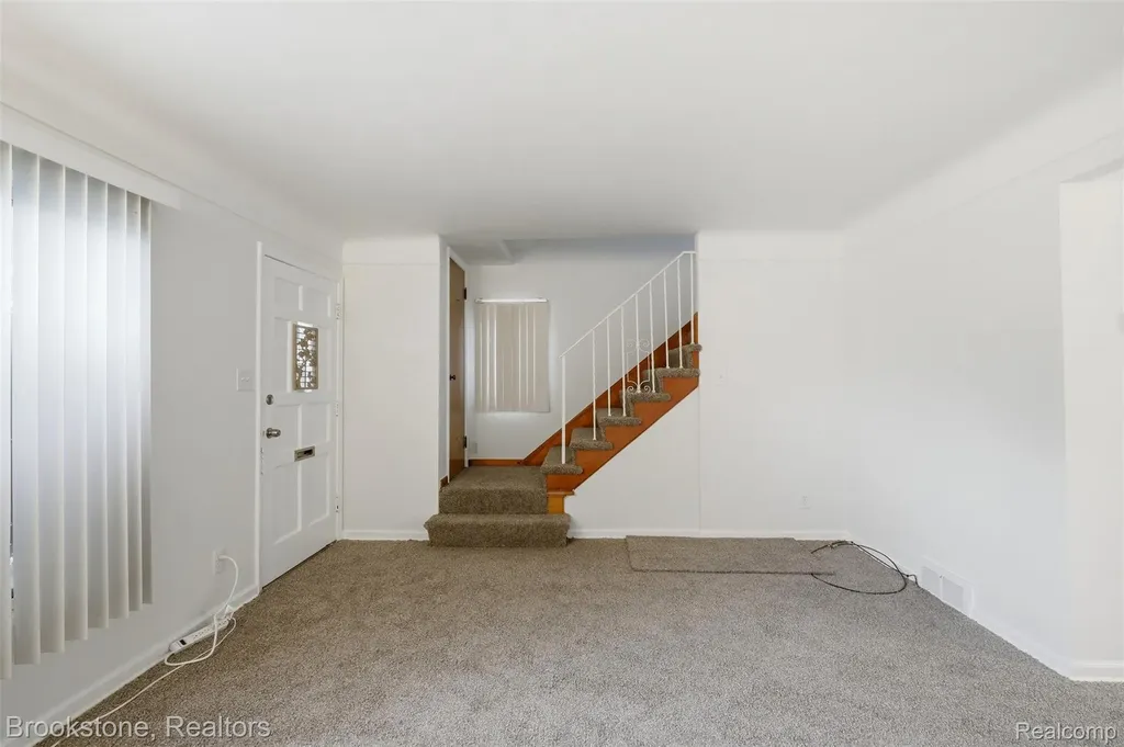 24260 Coolidge Highway Oak Park City MI 48237