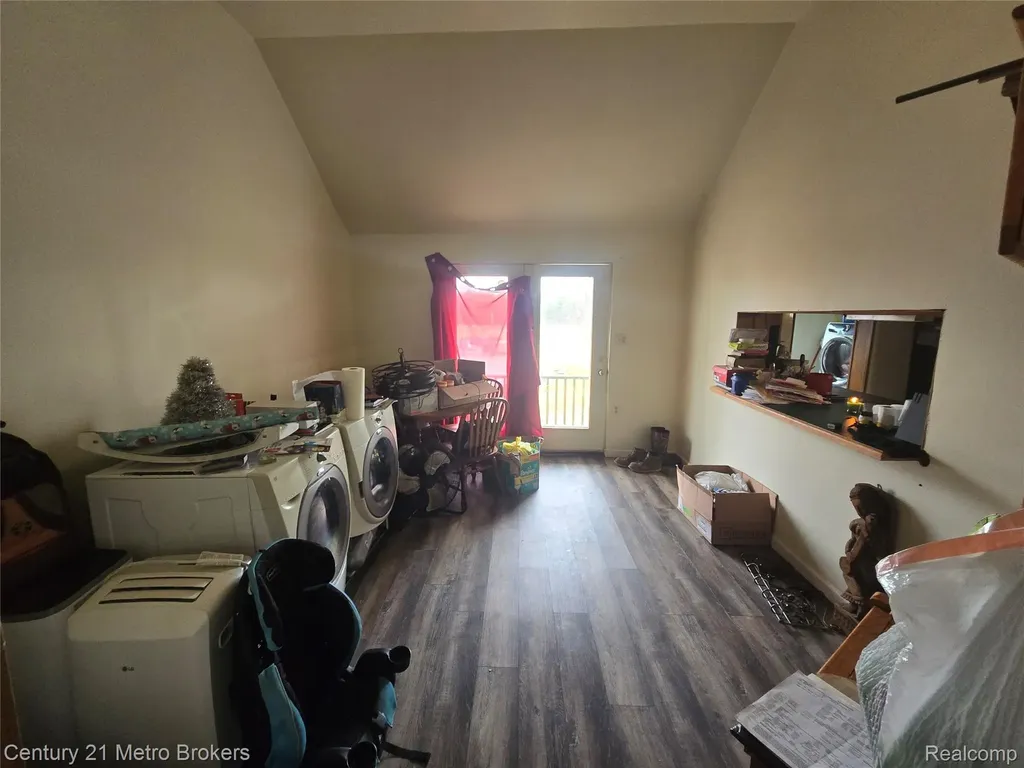 5638 N Lake Road Marathon Township MI 48421