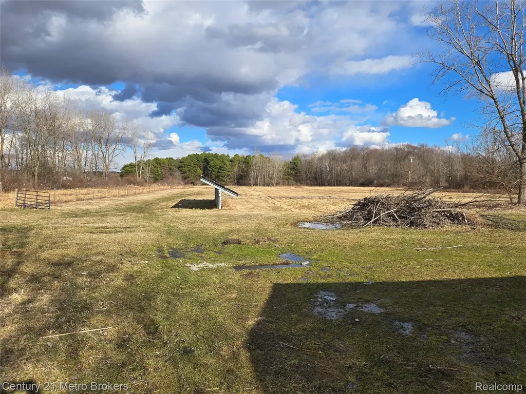 5638 N Lake Road Marathon Township MI 48421