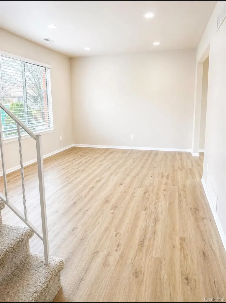 40812 Highpointe Drive Clinton Charter Township MI 48038