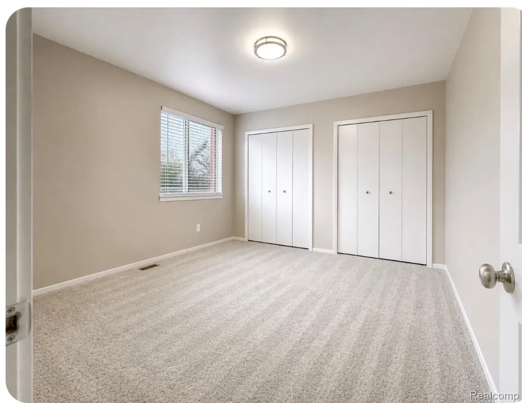 40812 Highpointe Drive Clinton Charter Township MI 48038