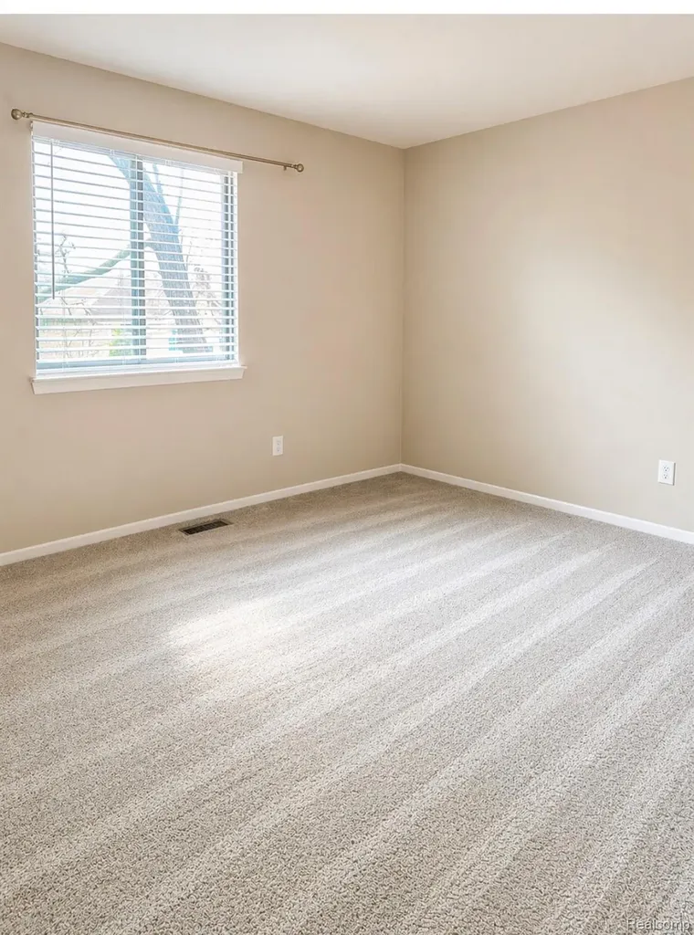 40812 Highpointe Drive Clinton Charter Township MI 48038