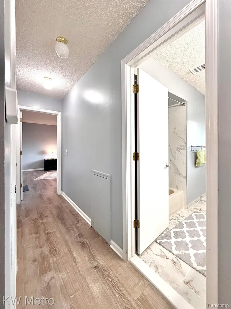 11773 Sycamore Drive Plymouth City MI 48170