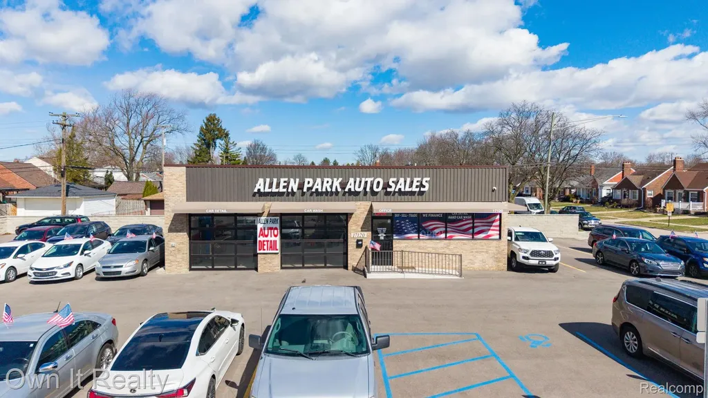 17120 Ecorse Road Allen Park City MI 48101