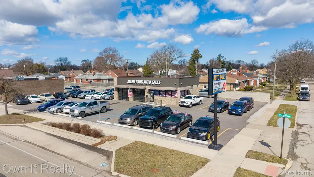 17120 Ecorse Road Allen Park City MI 48101