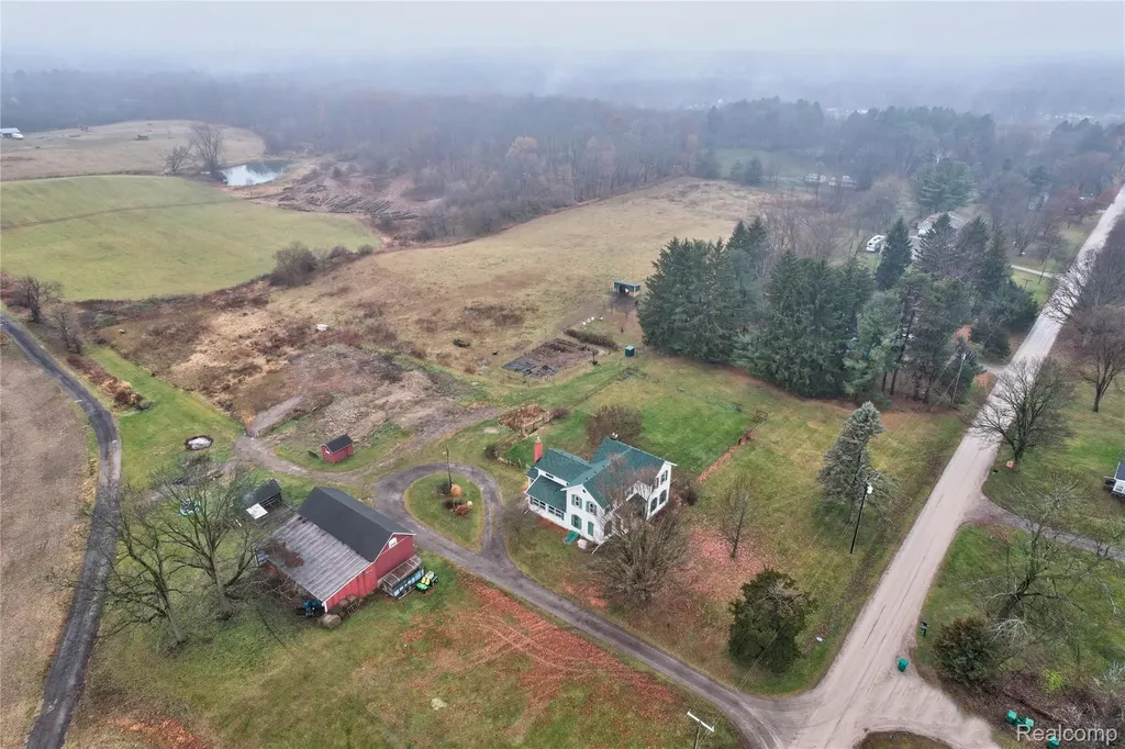 7861 Gregory Road Webster Township MI 48130