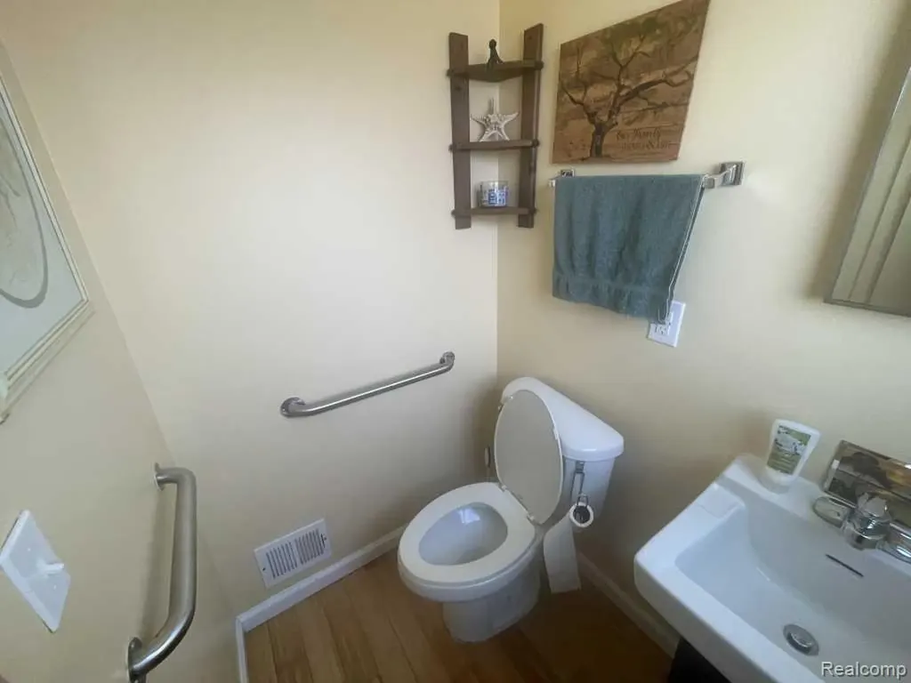 38176 S Groesbeck Highway Clinton Charter Township MI 48036