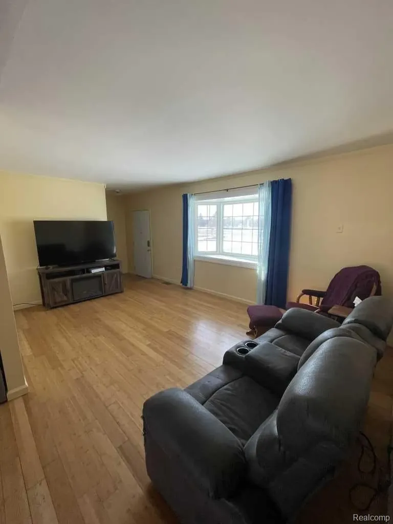 38176 S Groesbeck Highway Clinton Charter Township MI 48036