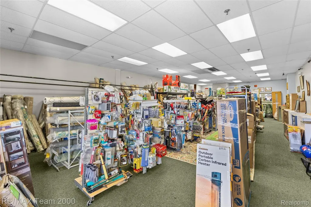15241 Michigan Avenue Dearborn City MI 48126