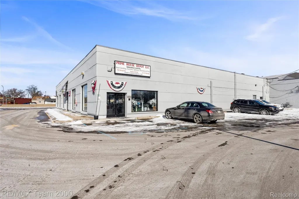 15241 Michigan Avenue Dearborn City MI 48126