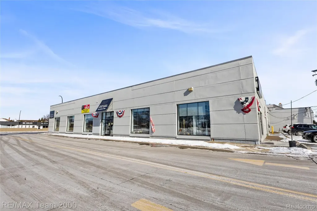 15241 Michigan Avenue Dearborn City MI 48126