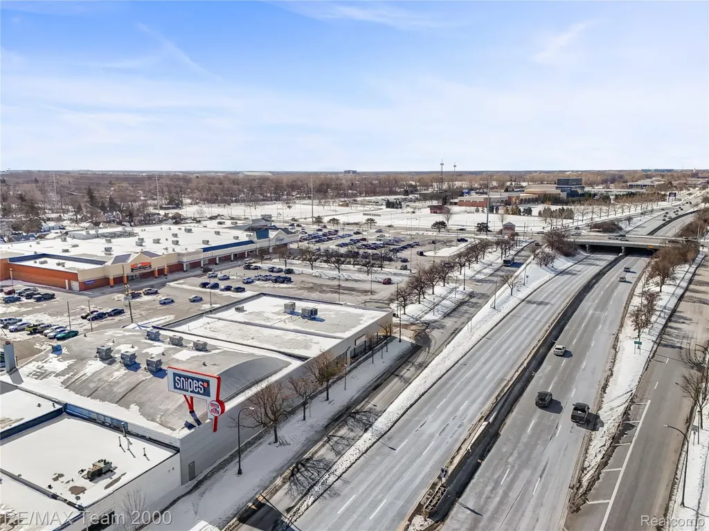 15241 Michigan Avenue Dearborn City MI 48126