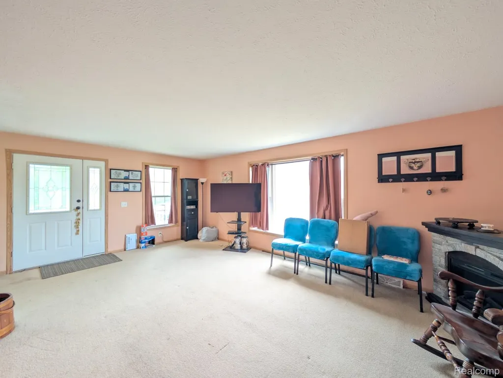 11224 Nearbrook Court Green Oak Township MI 48178