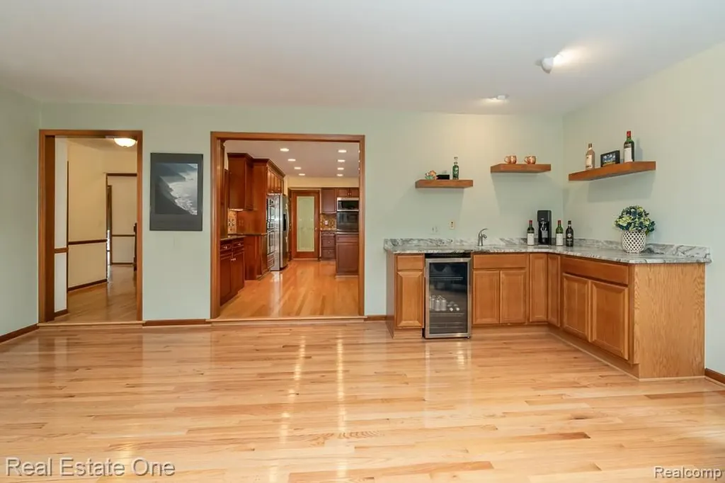 1171 Springwood Lane Rochester Hills City MI 48309