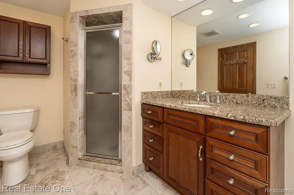 1171 Springwood Lane Rochester Hills City MI 48309