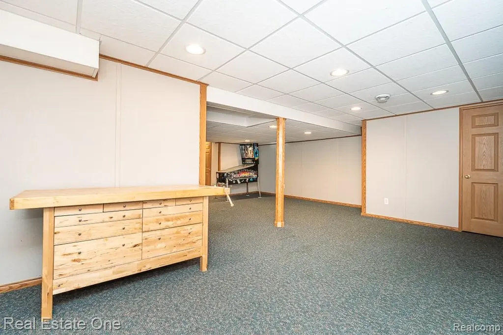 1171 Springwood Lane Rochester Hills City MI 48309