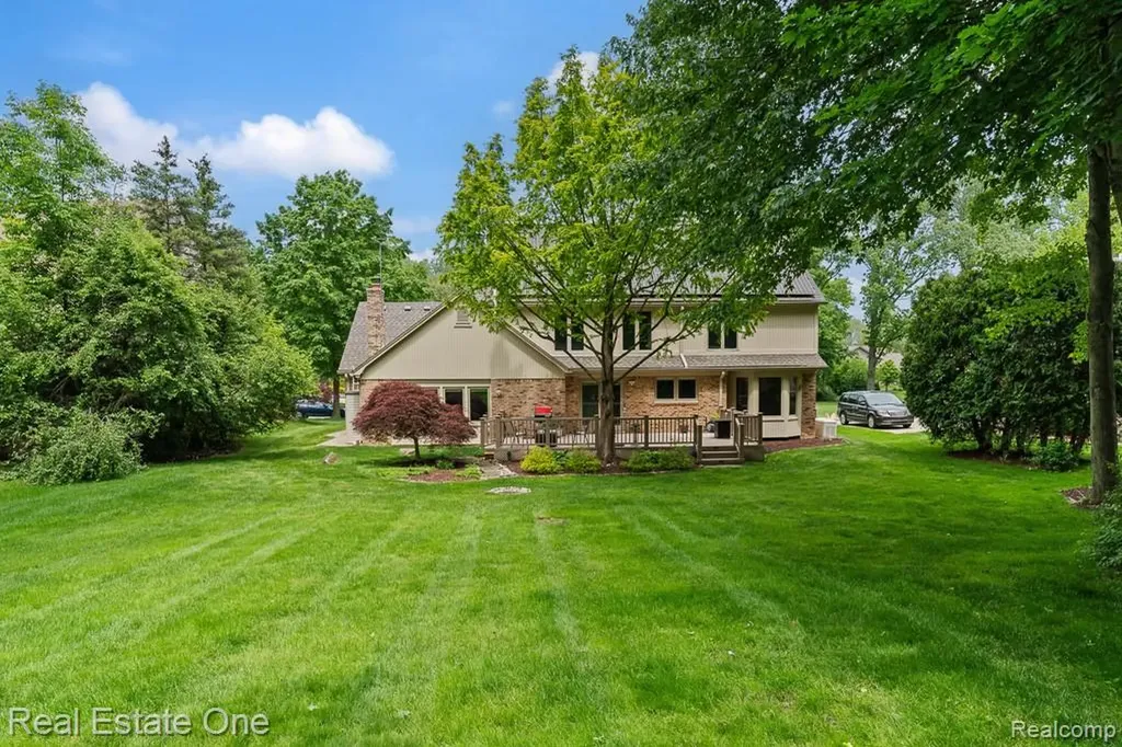 1171 Springwood Lane Rochester Hills City MI 48309