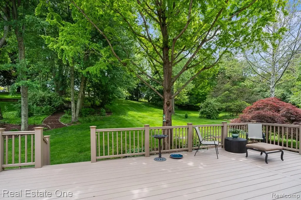 1171 Springwood Lane Rochester Hills City MI 48309
