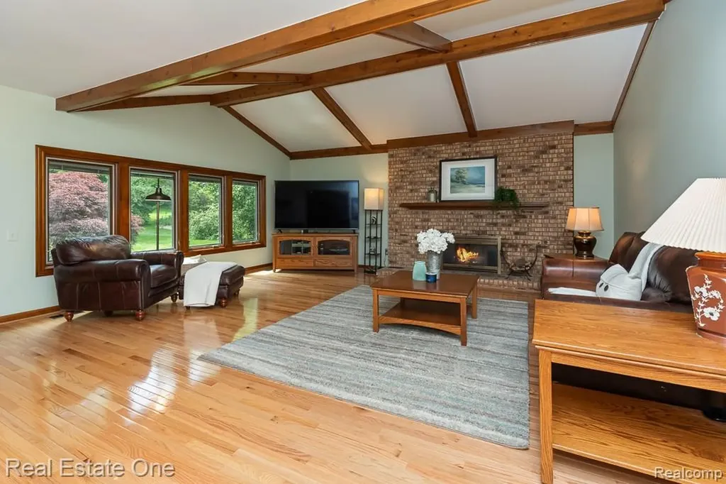 1171 Springwood Lane Rochester Hills City MI 48309
