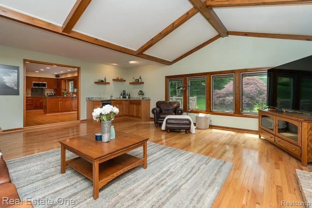 1171 Springwood Lane Rochester Hills City MI 48309