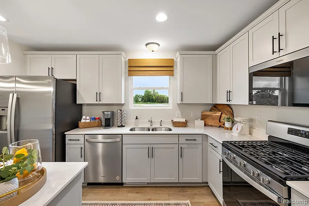 58163 Kincaid Street New Haven Village MI 48048