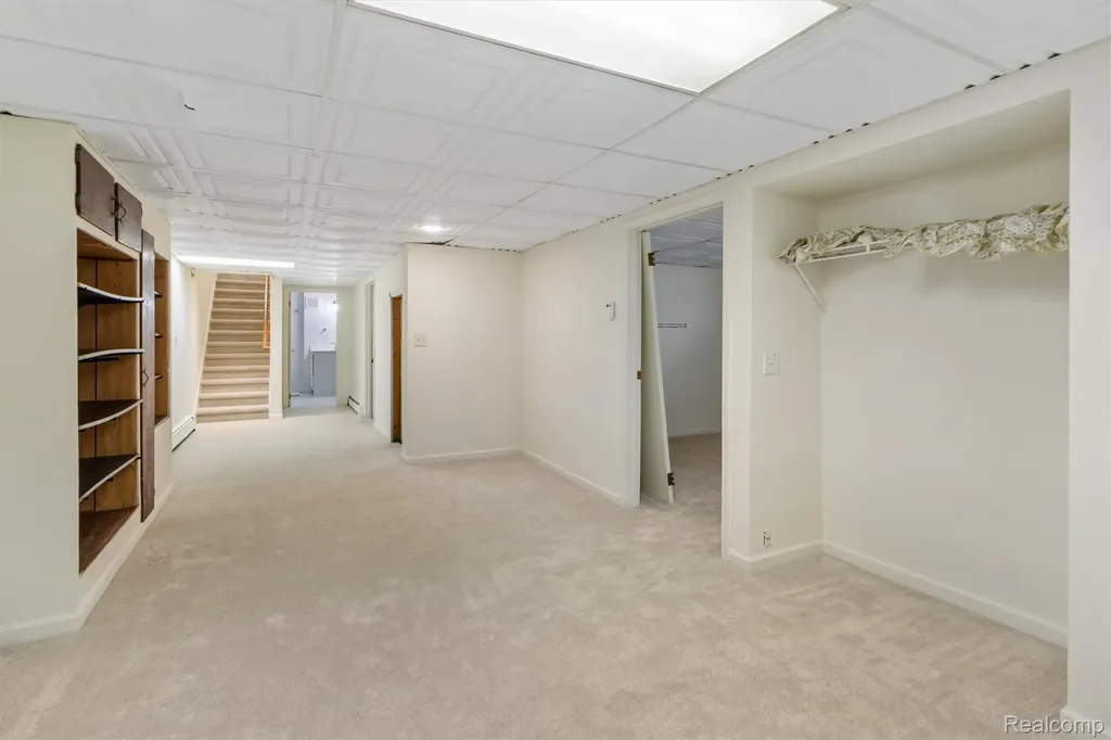 632 Dorbert Drive Waterloo Township MI 49259
