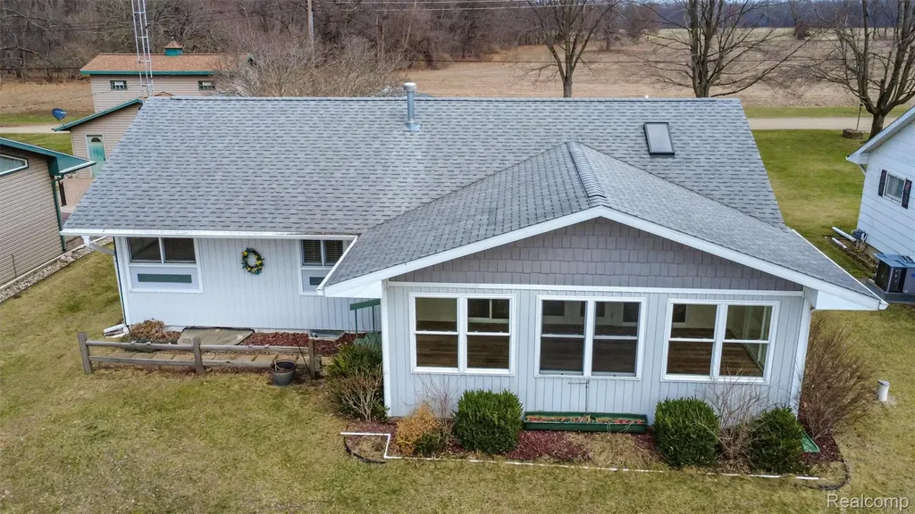 632 Dorbert Drive Waterloo Township MI 49259
