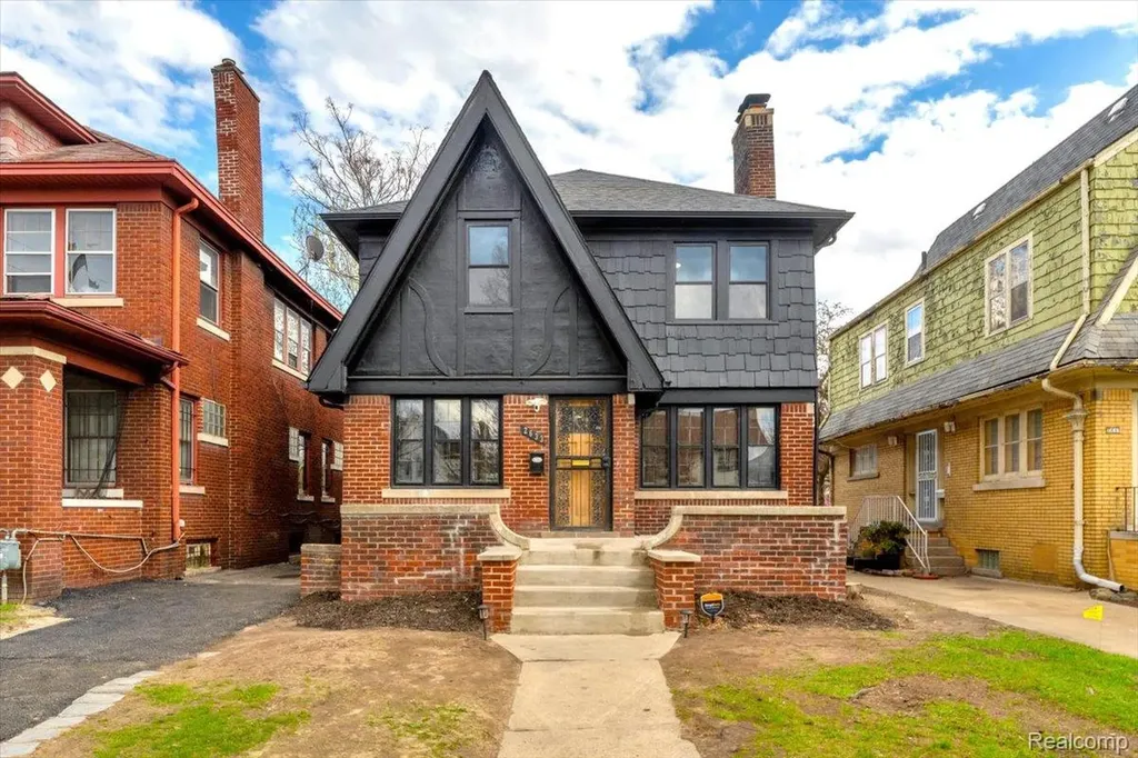 2633 Collingwood Street Detroit City MI 48206