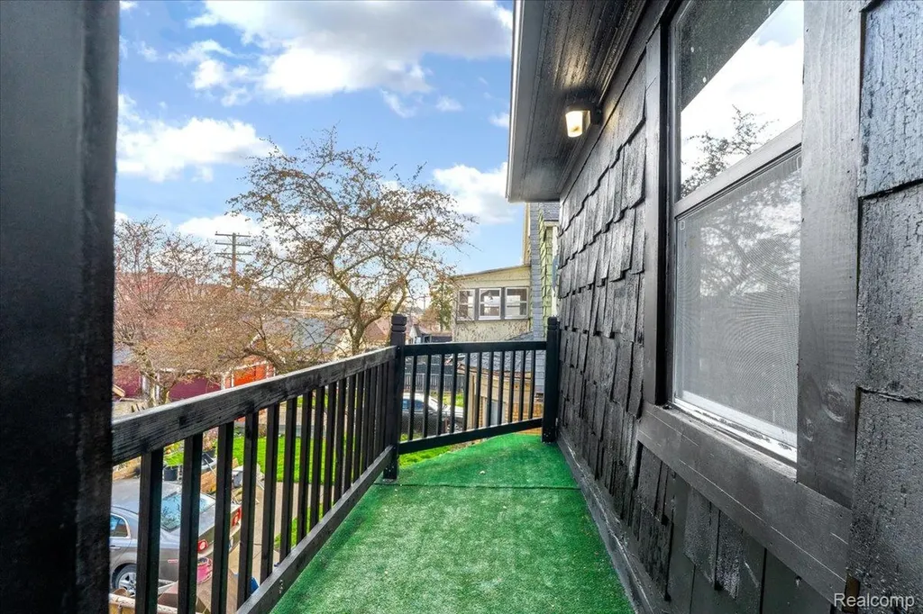 2633 Collingwood Street Detroit City MI 48206