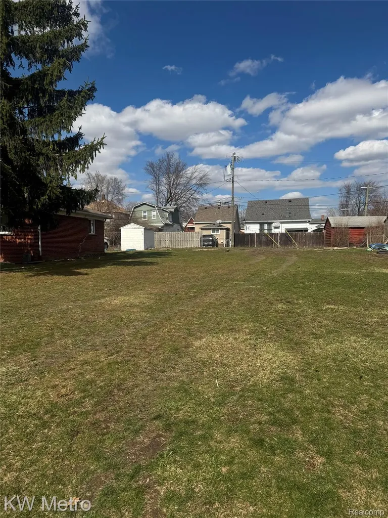 1382 Hanford Avenue Lincoln Park City MI 48146