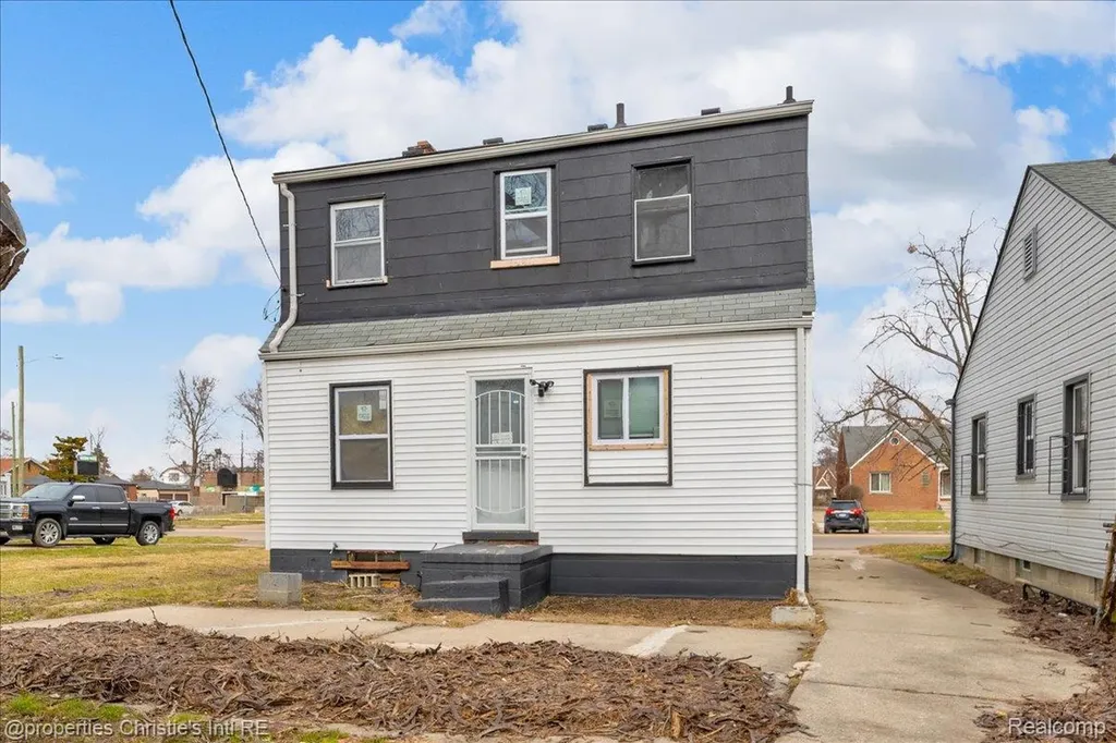 5281 Alter Road Detroit City MI 48224