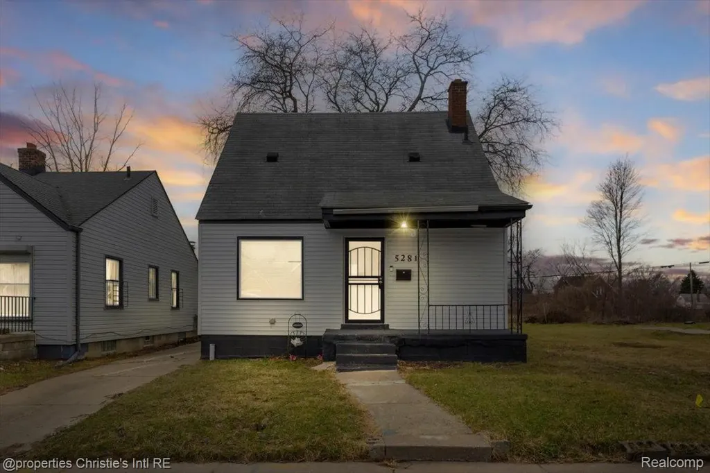 5281 Alter Road Detroit City MI 48224