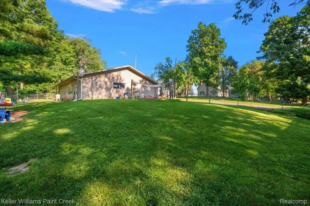 3107 Hayes Street Leoni Township MI 49203