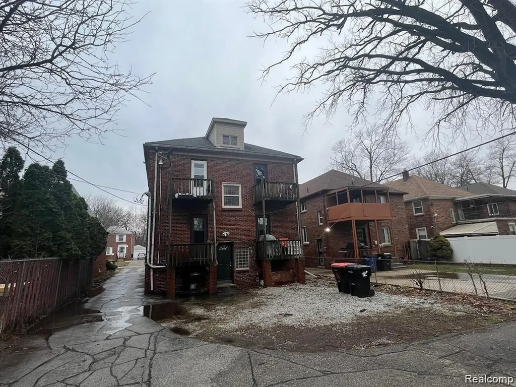 4830 Grayton Detroit City MI 48224