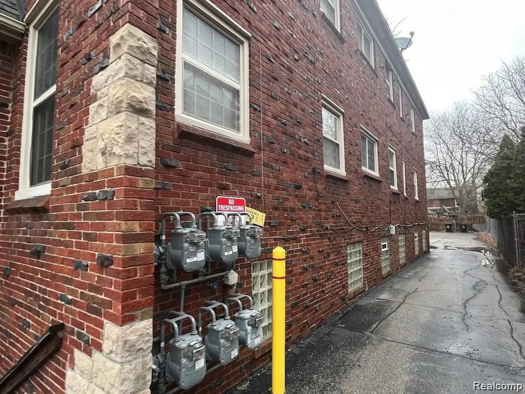4830 Grayton Detroit City MI 48224