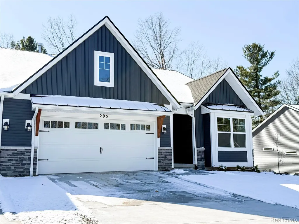 295 Canyon Creek Court Marion Township MI 48843