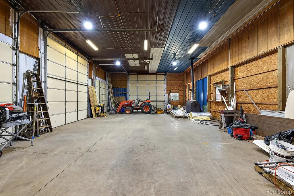 5771 Gratiot Avenue St. Clair Township MI 48079