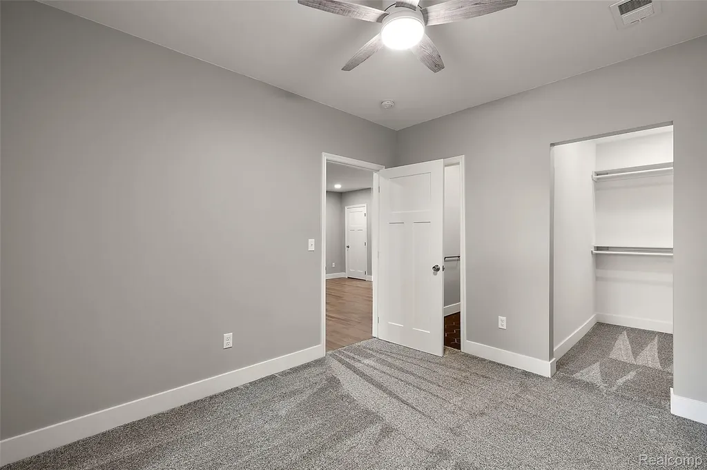 5771 Gratiot Avenue St. Clair Township MI 48079