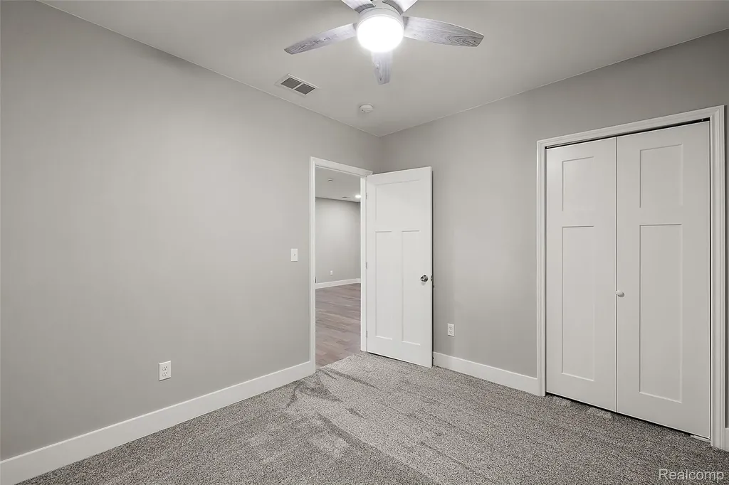 5771 Gratiot Avenue St. Clair Township MI 48079
