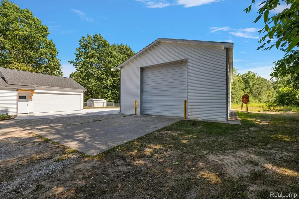 5771 Gratiot Avenue St. Clair Township MI 48079