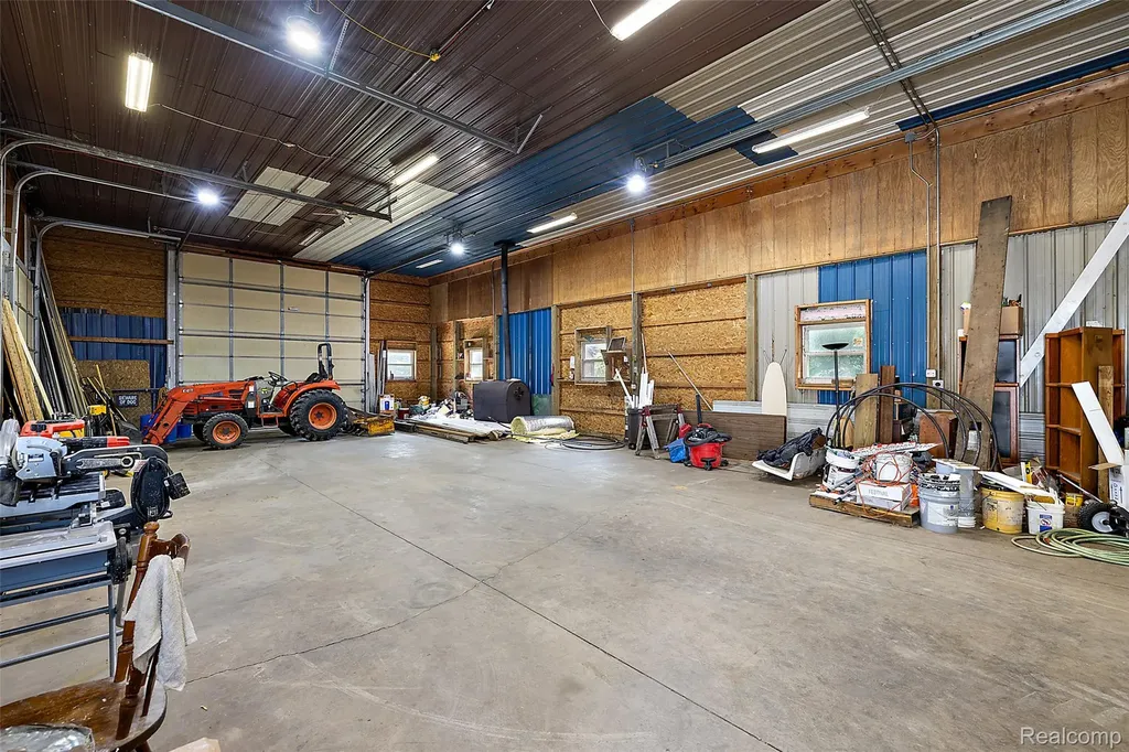 5771 Gratiot Avenue St. Clair Township MI 48079